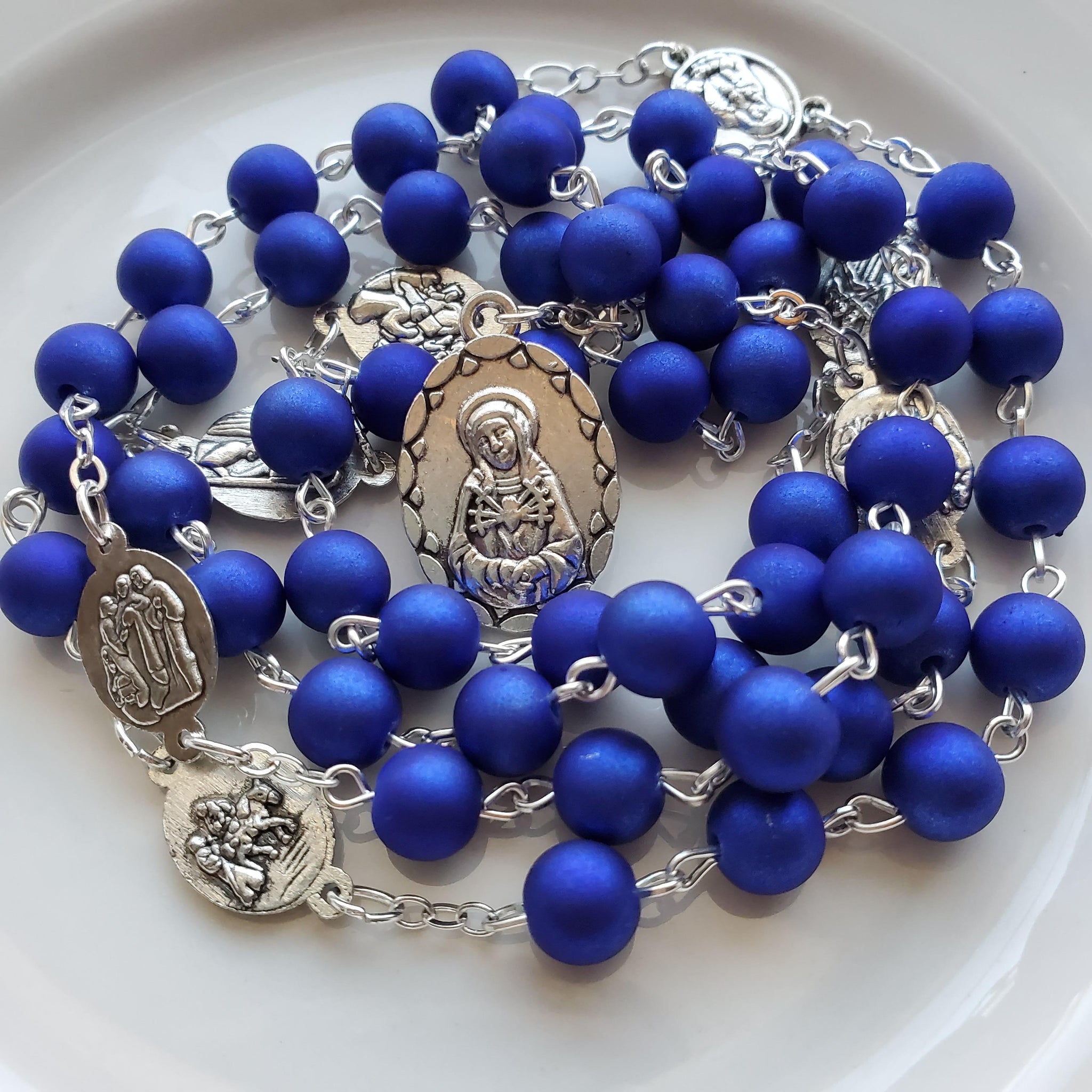 Seven Sorrows of the Blessed Virgin Mary chaplet with prayer card